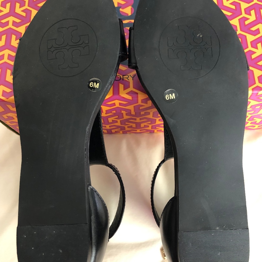 Tory Burch Black Leather Zipper Back Flat Sandal Size 6 - Picture 6 of 7
